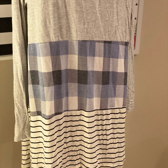 Pattern Block Cardigan - Picture 5 of 6